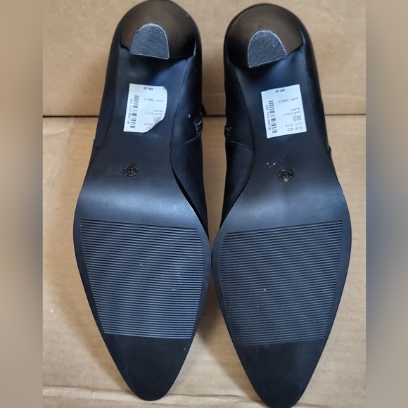 Worthington Black Leather Ankle Boots Women Size 8M - Picture 11 of 13